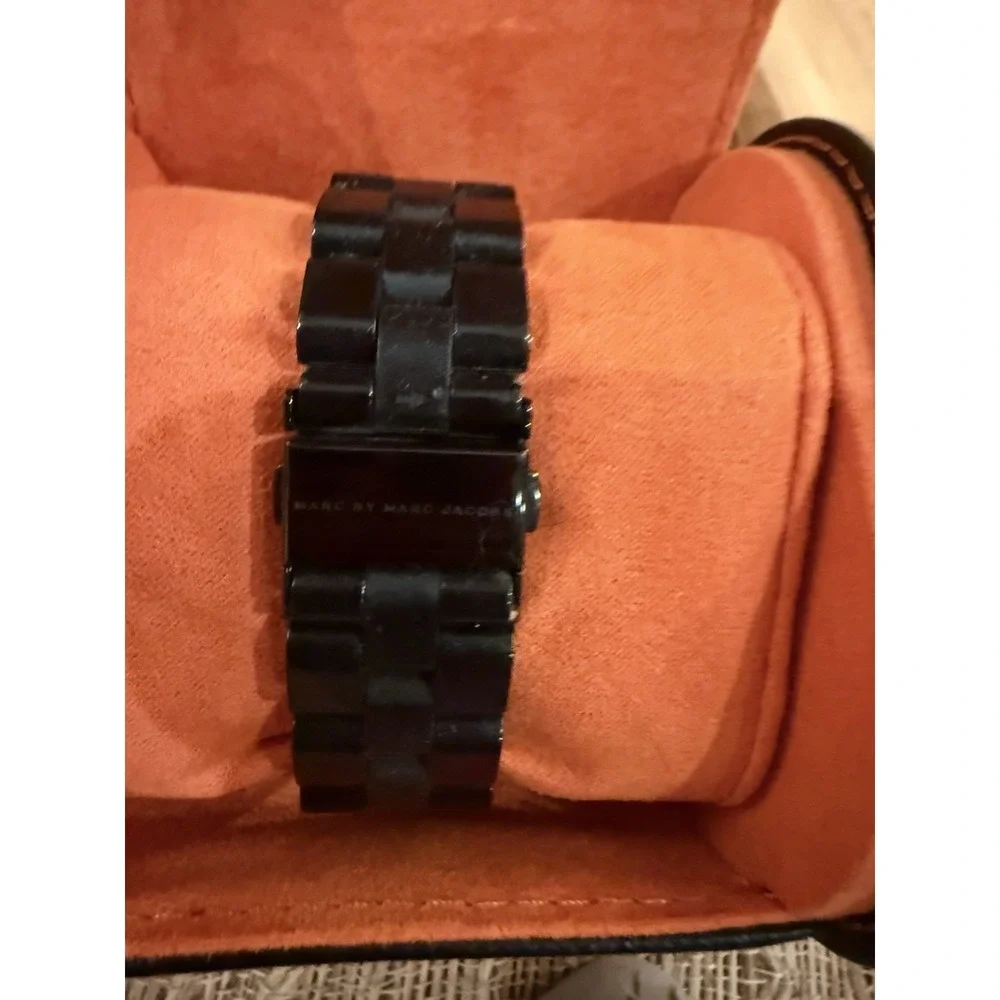Marc Jacobs Black Acrylic‎ Swarovski Crystal Logo Rivera Watch MBM8565 Rare